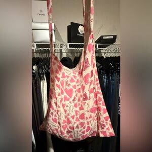 FREE PEOPLE Pink Heart Pattern Lightweight Tote